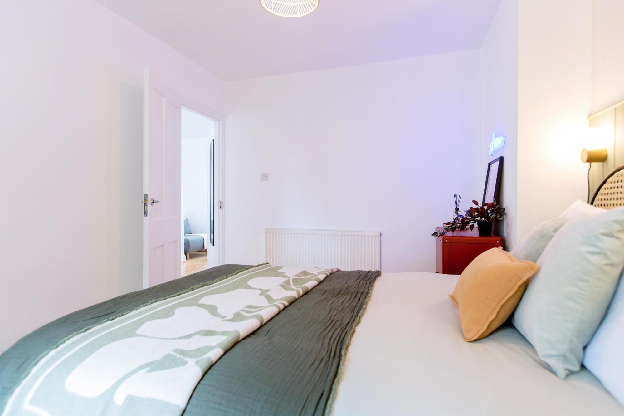 Vakantiehuis 3-bed House - Next To Olympic Park & Westfield *